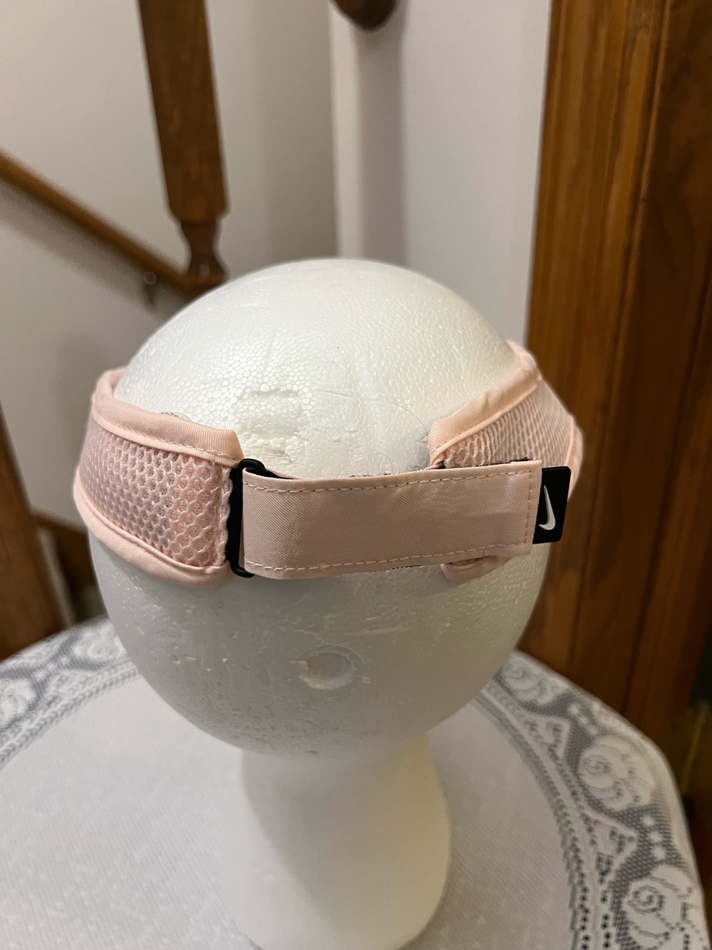 Nike visor - Picture 3 of 6